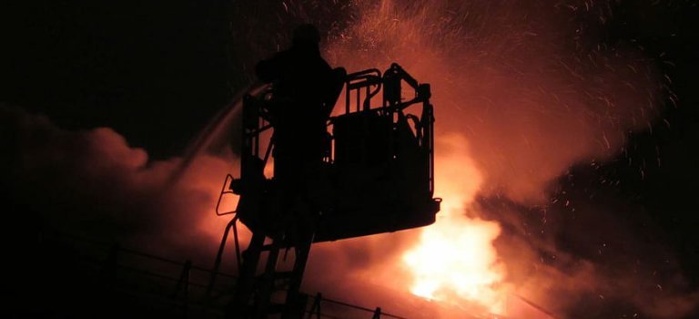 【天災人禍】蘆洲大囍市火災：逃生無門的火焰煉獄，16條人命帶給我們的教訓